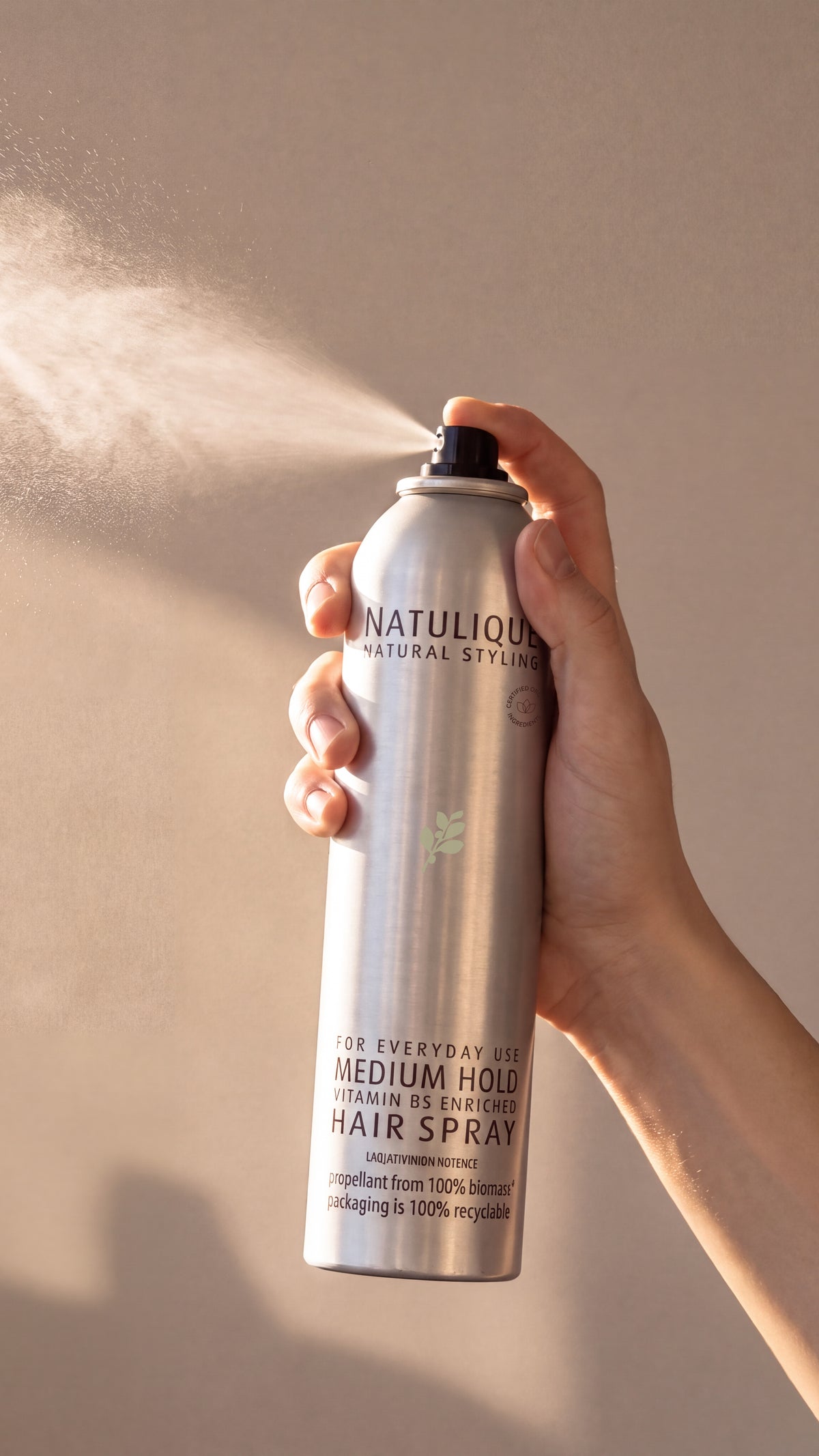 Natulique Medium Hold Hairspray 300 ml