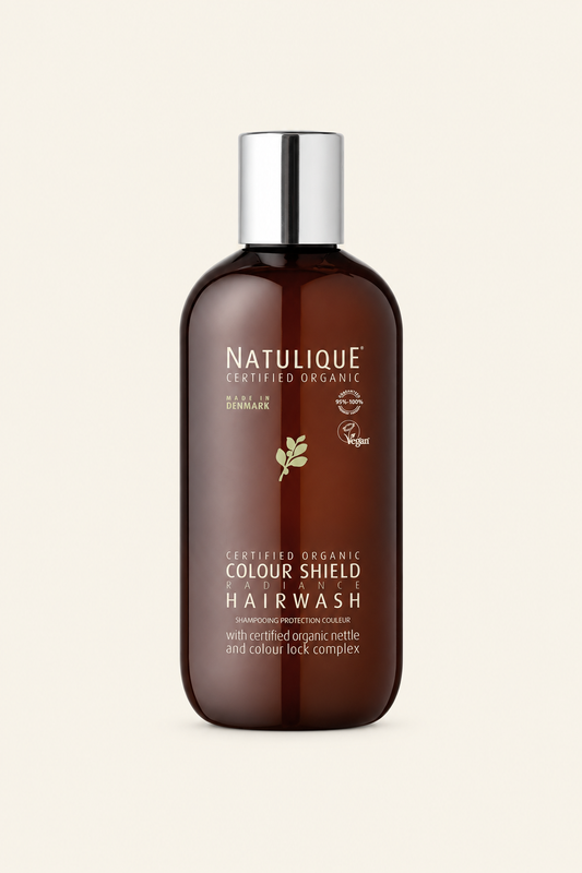 Natulique Colour Shield Hairwash 250 ml